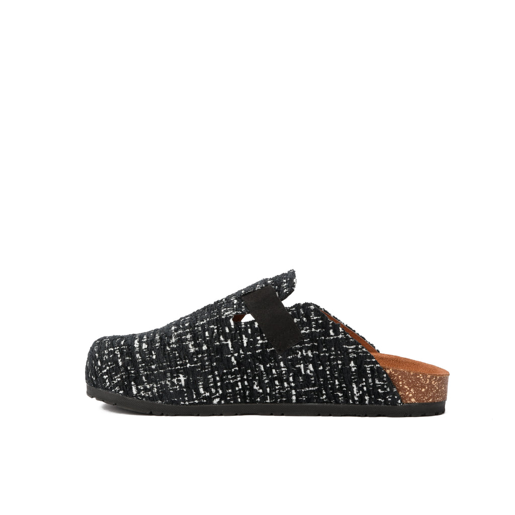 Black Pixel Mule