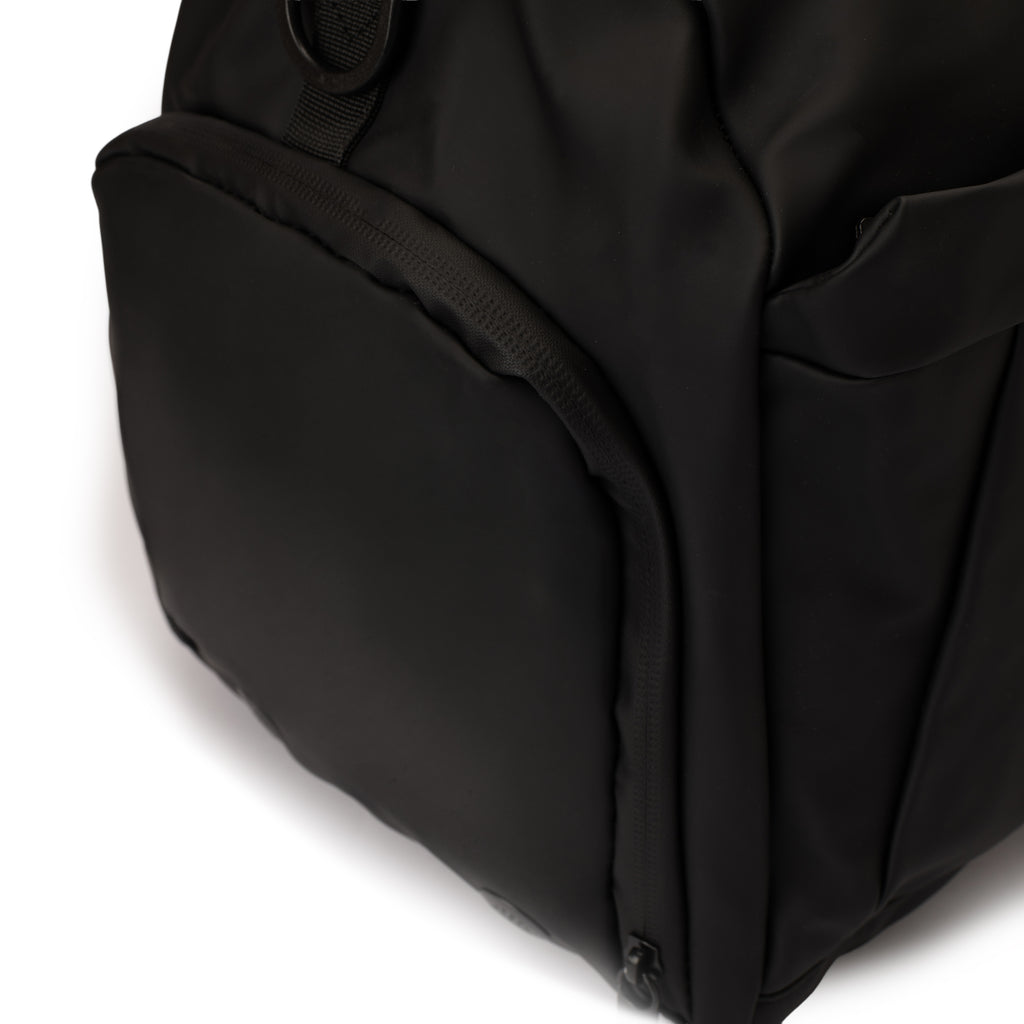 Pavo Essential Black Duffle Bag