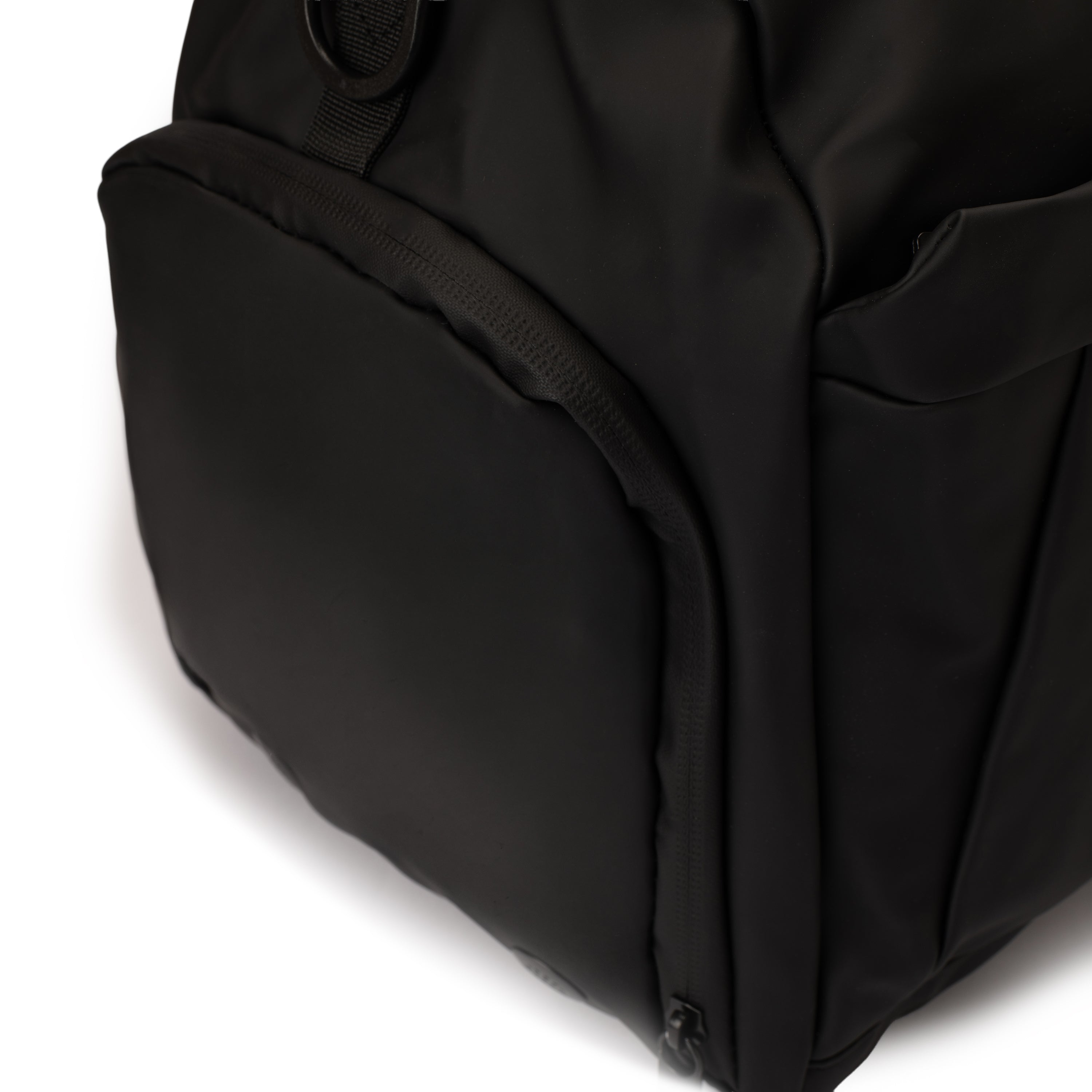 Pavo Essential Black Duffle Bag